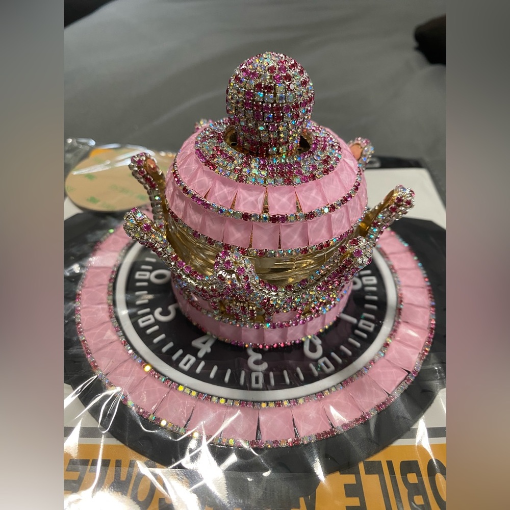 Crystal Crown Air Freshener PINK with matching non slip sticky mat
